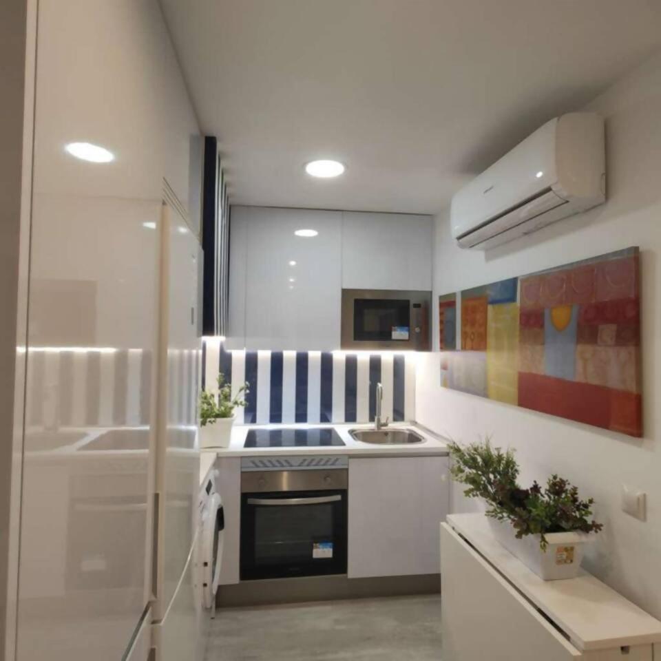 Madrid Brand New Amazing Flat In Lavapies Apartment Exterior photo
